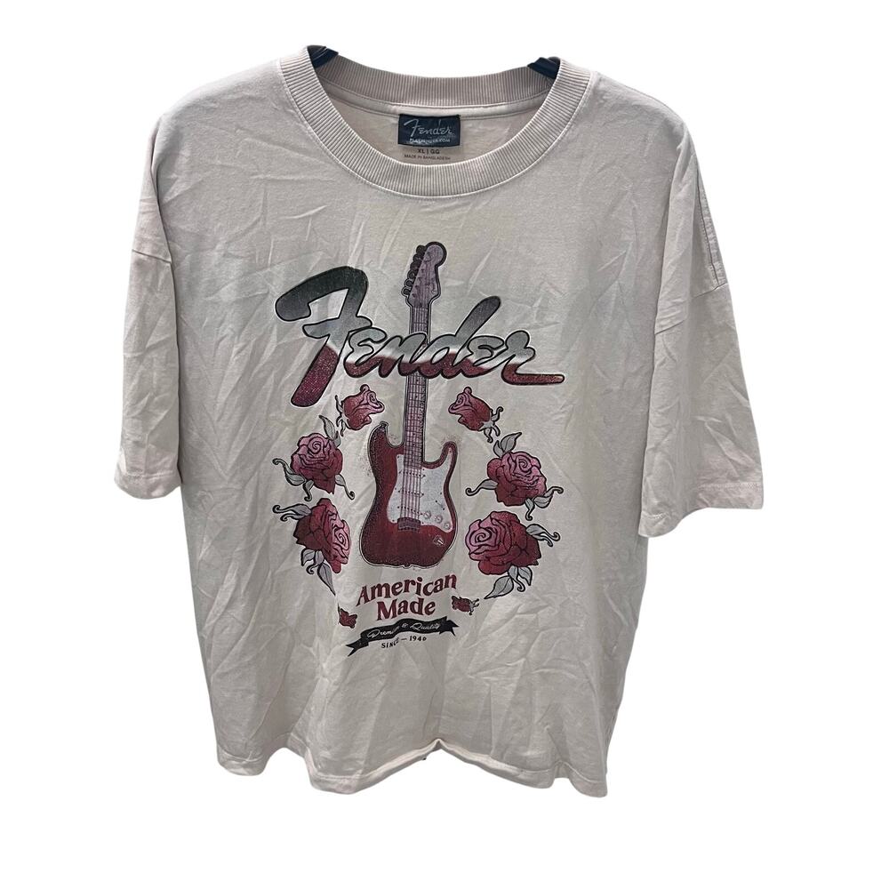Fender "American Made" Graphic T-Shirt | XL | Rose & Guitar Vintage Style Tee